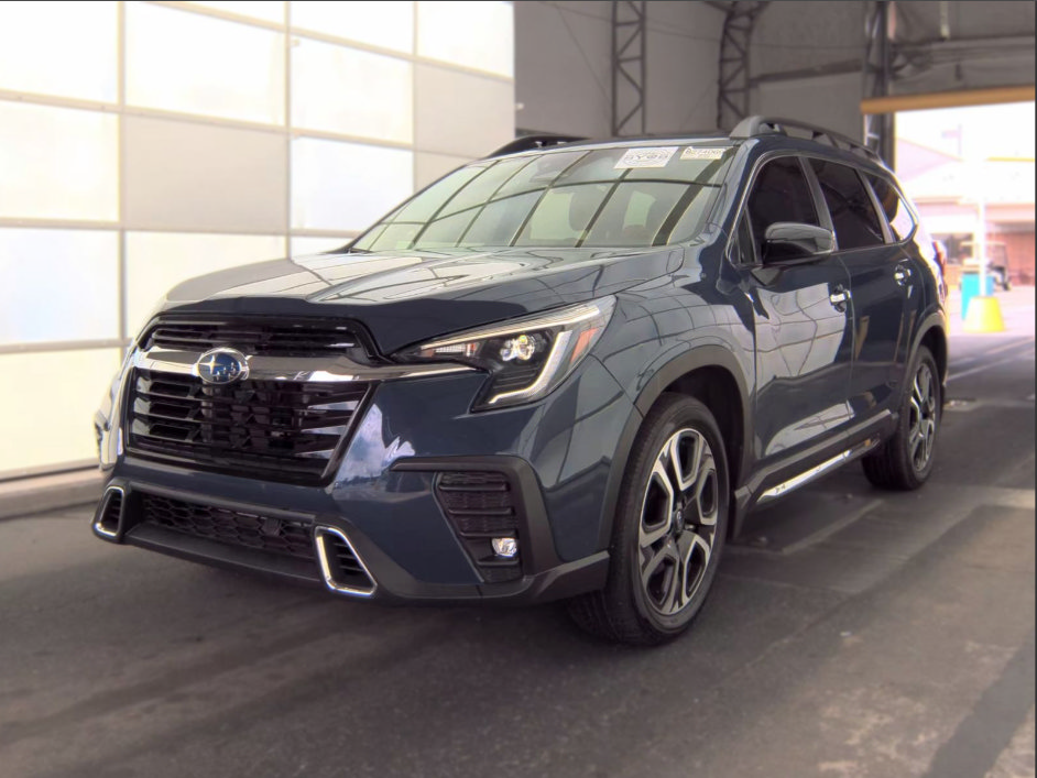Used 2025 Subaru Ascent Touring w/ Popular Package #1 AWD/4WD image 14