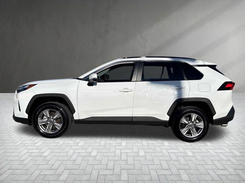 Used 2025 Toyota RAV4 XLE image 2