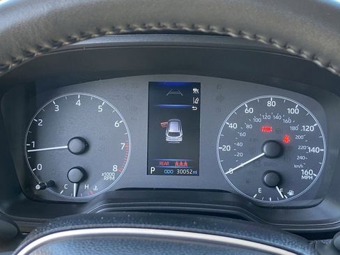 Certified 2025 Toyota Corolla Cross LE image 36