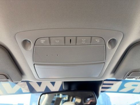 Used 2023 Nissan Murano SV AWD/4WD image 24