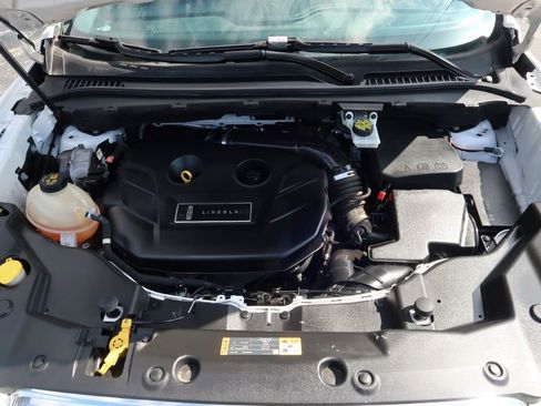 Used 2019 Lincoln MKC Premiere image 12