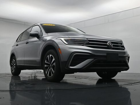 Used 2024 Volkswagen Tiguan S FWD image 32