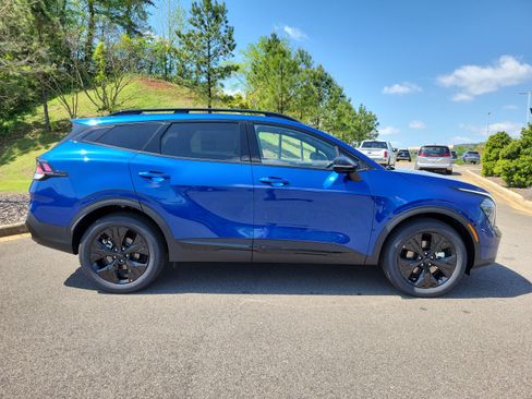 Used 2025 Kia Sportage X-Line w/ Premium Package AWD/4WD image 6