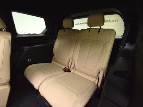 New 2026 Jeep Grand Cherokee L Limited image 42