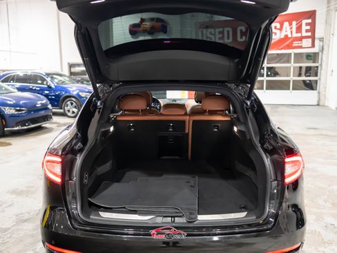 Used 2019 Maserati Levante S GranLusso image 50