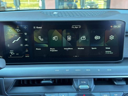 Used 2024 Kia EV9 Light Long Range image 24