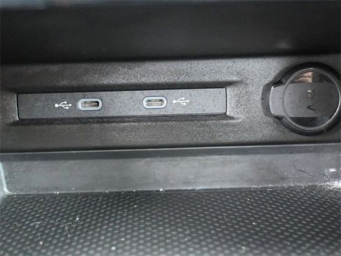 Certified 2025 Volkswagen Taos S image 22