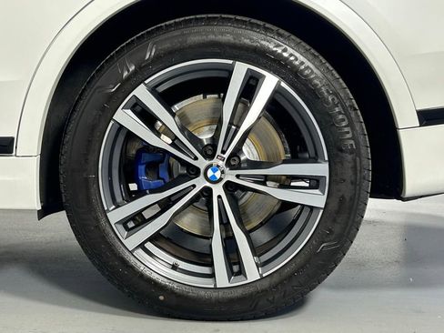 Used 2025 BMW X7 xDrive40i w/ M Sport Package AWD/4WD image 44