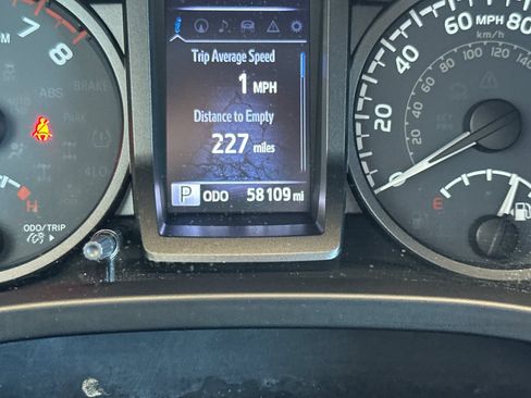 Certified 2019 Toyota Tacoma TRD Sport AWD/4WD image 29