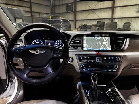 Used 2016 Hyundai Genesis 3.8 w/ Option Group 04 RWD image 29