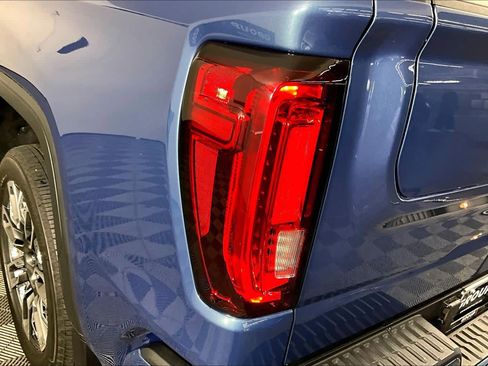 Used 2025 GMC Sierra 1500 Denali Ultimate AWD/4WD image 28