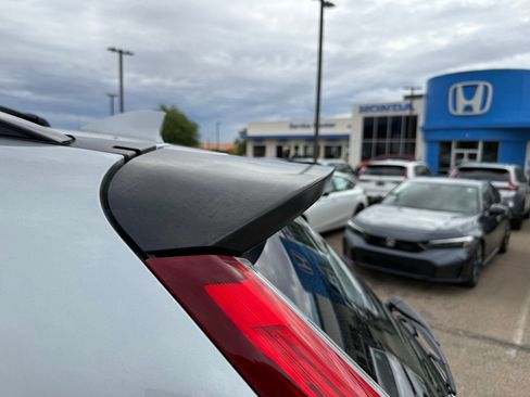 Used 2017 Honda CR-V LX image 8