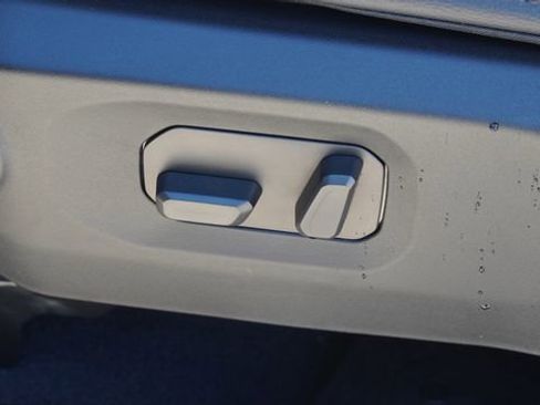 New 2026 Jeep Gladiator Sport image 17