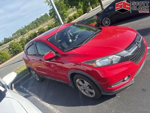 Used 2016 Honda HR-V EX image 2