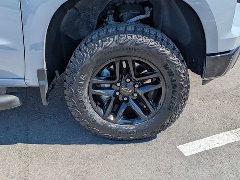 Certified 2024 Chevrolet Silverado 1500 Custom Trail Boss w/ LPO, Dark Essentials Package image 14