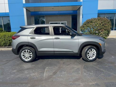 Used 2024 Chevrolet TrailBlazer LS w/ LS Convenience Package AWD/4WD image 8