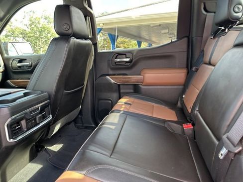 Used 2019 Chevrolet Silverado 1500 High Country w/ Technology Package image 36