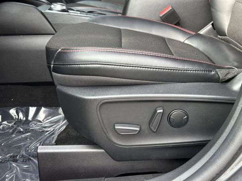 Used 2025 Ford Escape ST-Line image 37