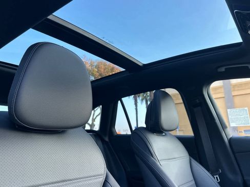 New 2026 Mercedes-Benz GLC 300 4MATIC image 16