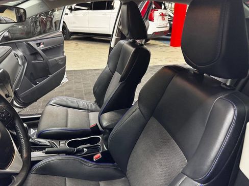 Used 2019 Toyota Corolla SE w/ Carpet Mat Package (TMS) FWD image 34
