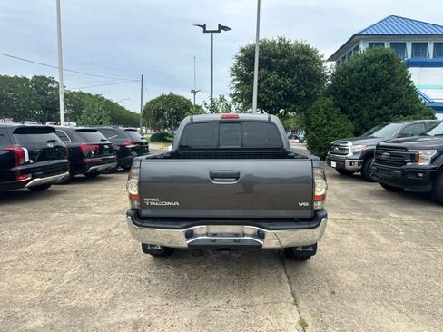 Used 2013 Toyota Tacoma 4x4 Double Cab w/ TRD Off-Road Pkg image 6