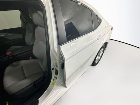 Used 2025 Toyota Camry LE FWD image 12