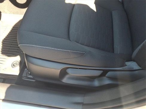 Used 2025 Toyota Corolla SE image 13