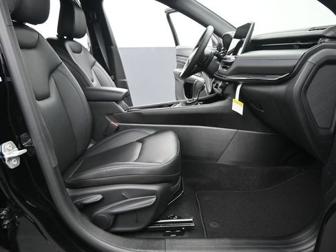 New 2026 Jeep Compass Limited image 18