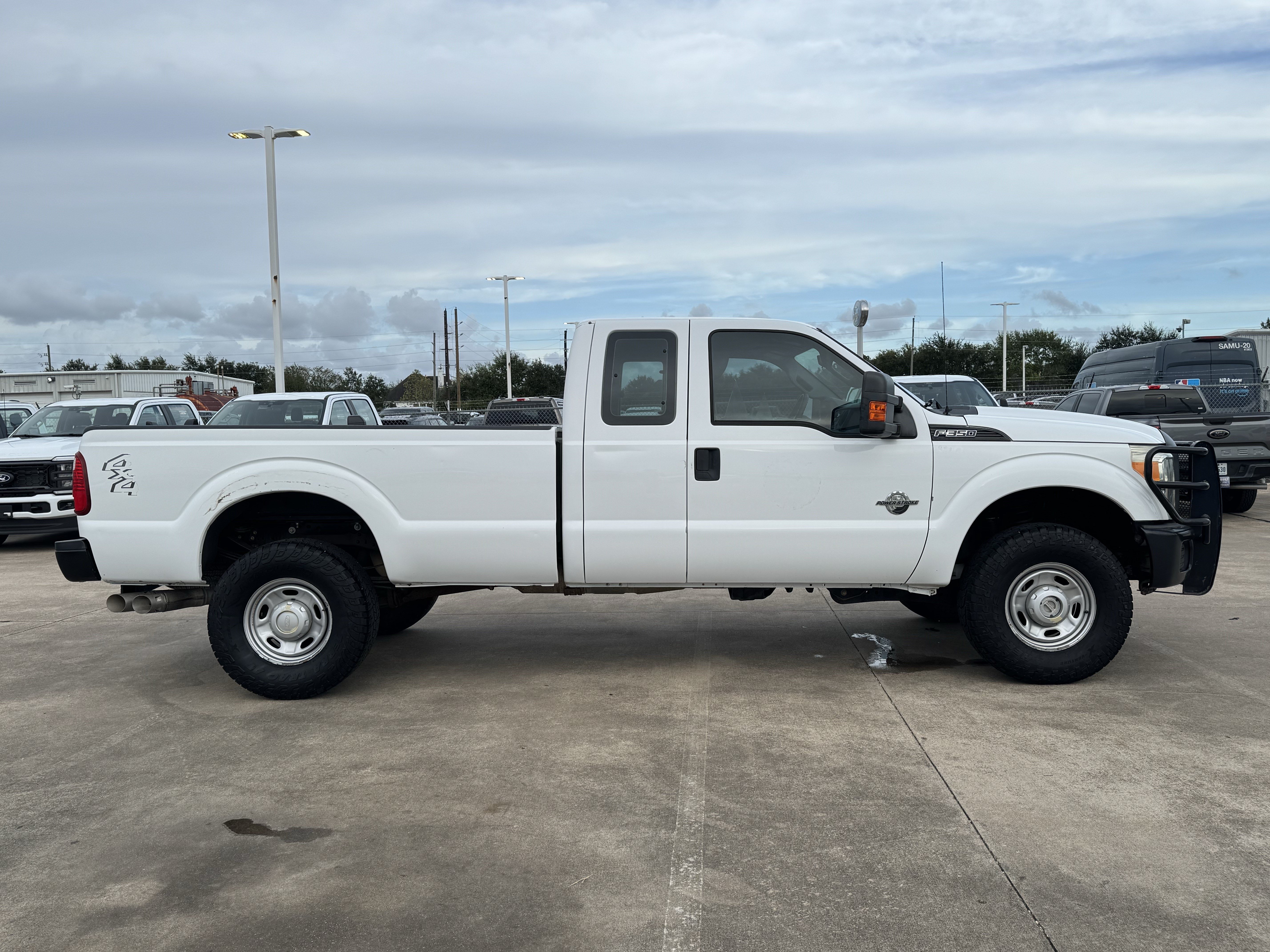 Used 2014 Ford F350 XL w/ Power Equipment Group AWD/4WD image 6