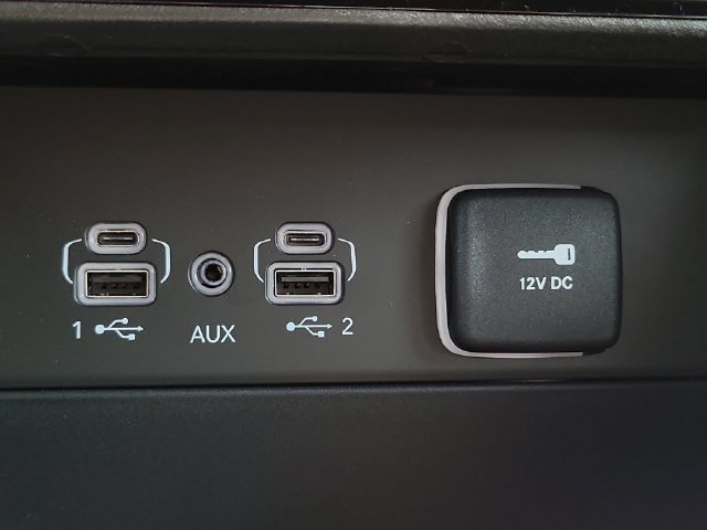 Certified 2024 Jeep Grand Cherokee Limited w/ Black Appearance Package AWD/4WD image 32