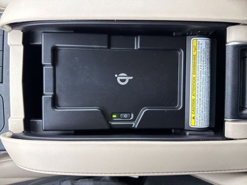 Certified 2021 Toyota Highlander XLE image 35