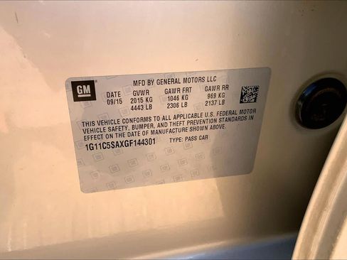 Used 2016 Chevrolet Malibu LT FWD image 32