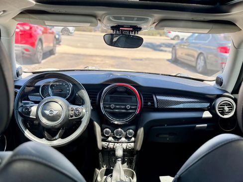 Used 2015 MINI Cooper S image 11