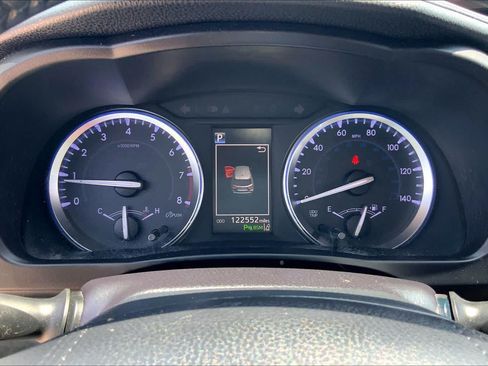 Used 2018 Toyota Highlander Limited Platinum AWD/4WD image 26