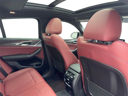 Used 2023 BMW X4 M40i w/ Premium Package image 51