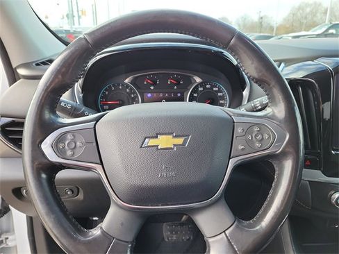 Used 2020 Chevrolet Traverse LT image 25
