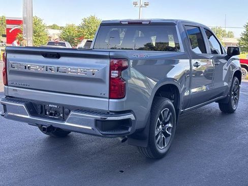 Used 2024 Chevrolet Silverado 1500 LT AWD/4WD image 3