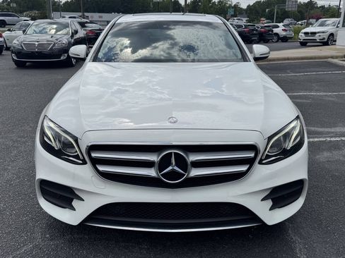 Used 2017 Mercedes-Benz E 300 image 2
