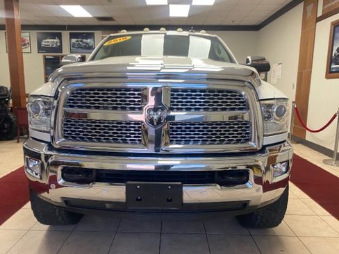 Used 2018 RAM 2500 Laramie w/ Convenience Group AWD/4WD image 7