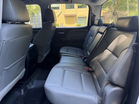 Used 2018 GMC Sierra 3500 SLT w/ Duramax Plus Package AWD/4WD image 23