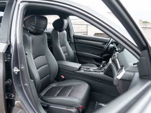 Used 2020 Honda Accord Sport image 17