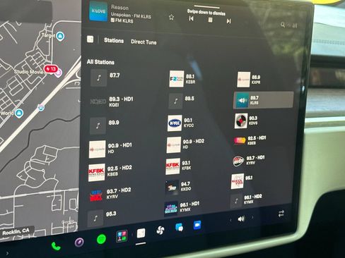 Used 2023 Tesla Model X AWD/4WD image 24