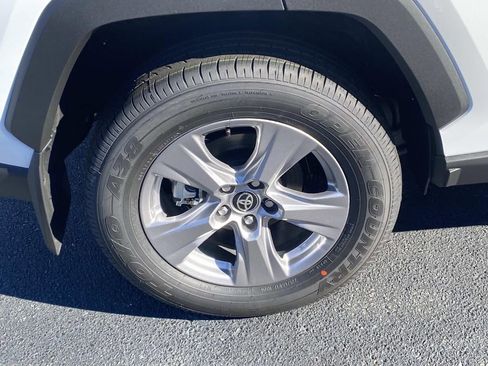 New 2025 Toyota RAV4 XLE image 14