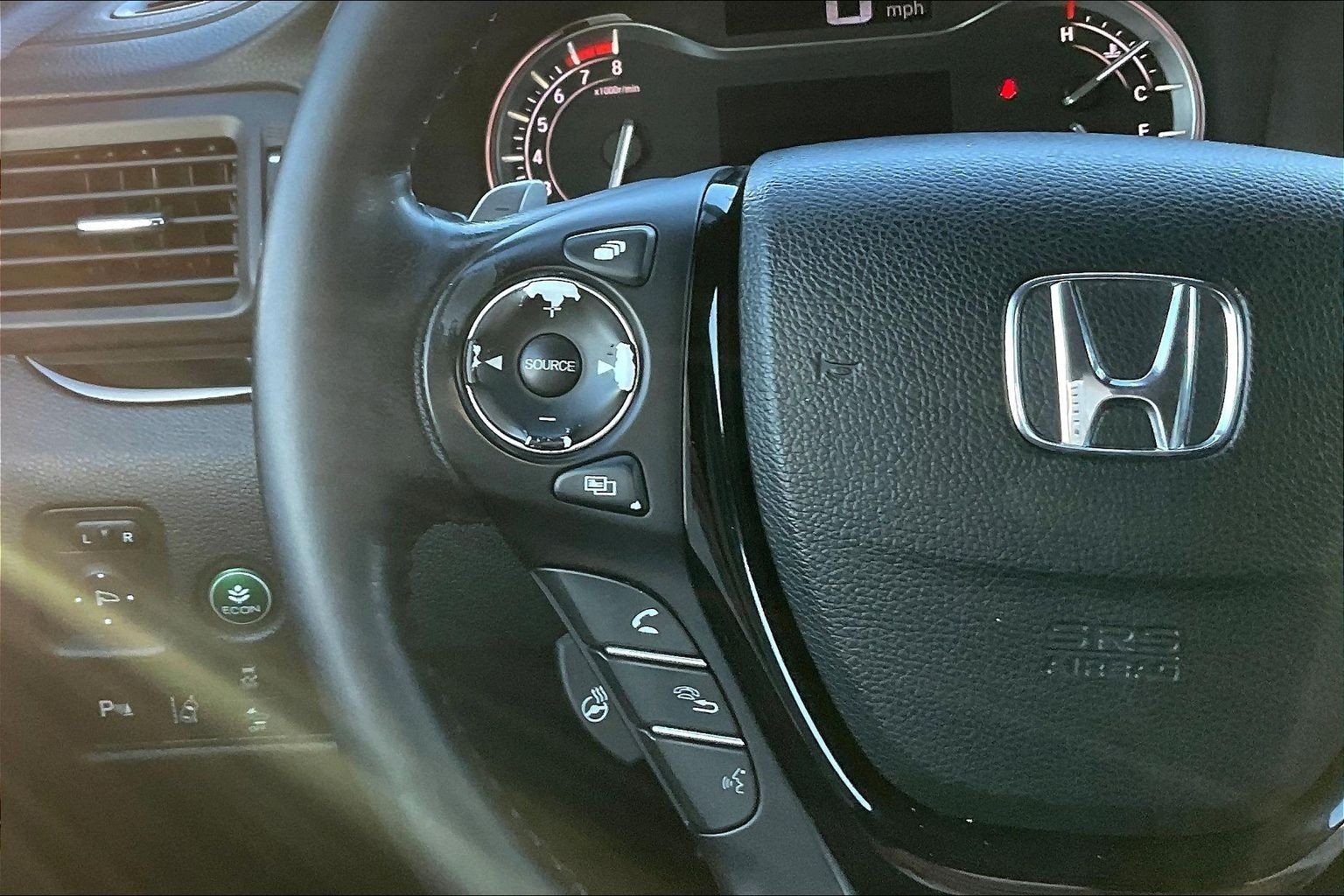 Used 2016 Honda Pilot Elite image 20