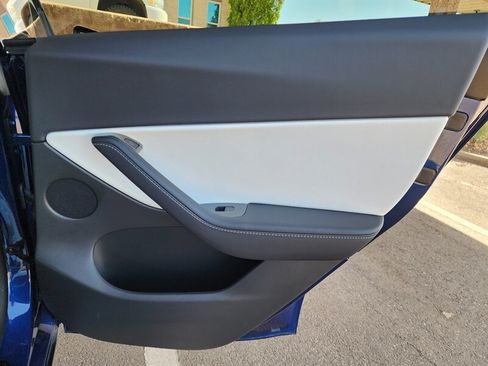 Used 2022 Tesla Model Y Performance AWD/4WD image 60