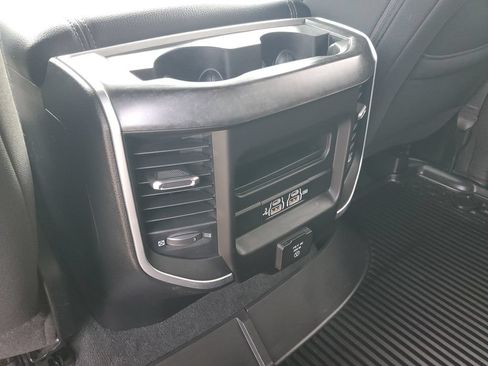 Certified 2020 RAM 1500 Big Horn AWD/4WD image 13