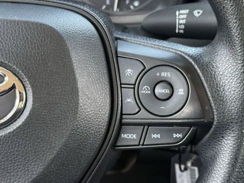 Used 2024 Toyota Corolla LE FWD image 15