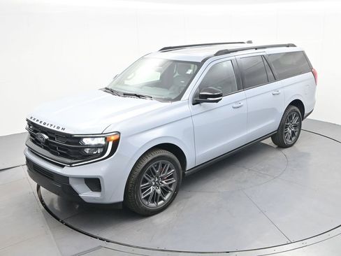 New 2025 Ford Expedition Max Platinum w/ Stealth Performance Package image 28
