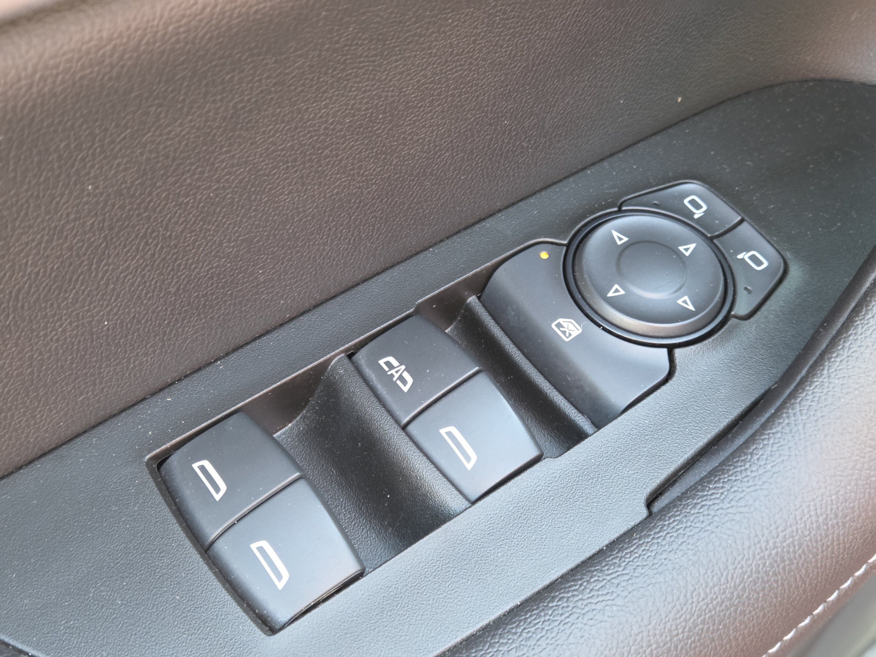 Used 2021 Chevrolet Blazer LT AWD/4WD image 31