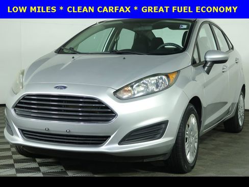 Used 2016 Ford Fiesta S image 1